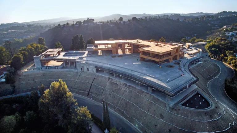 Selling Mega Mansions The Complete Guide to Luxury Real Estate Success