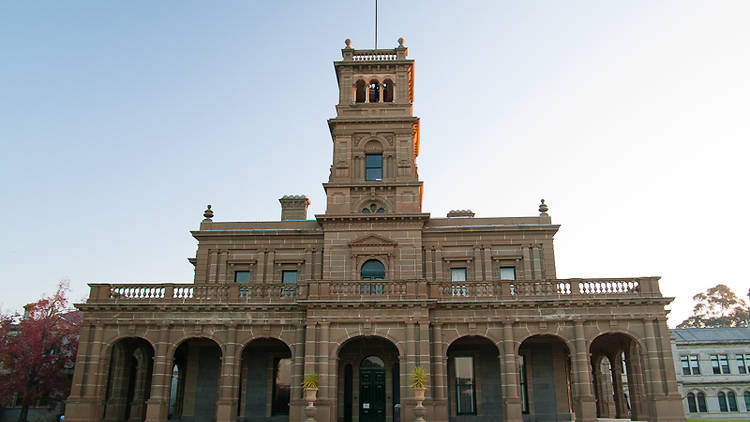 Park Mansions The Complete Guide to Heritage and Modern Luxury Estates